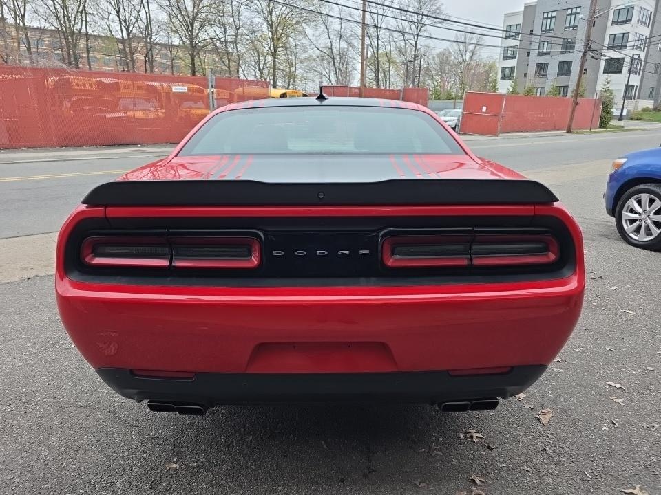 DODGE CHALLENGER - 6