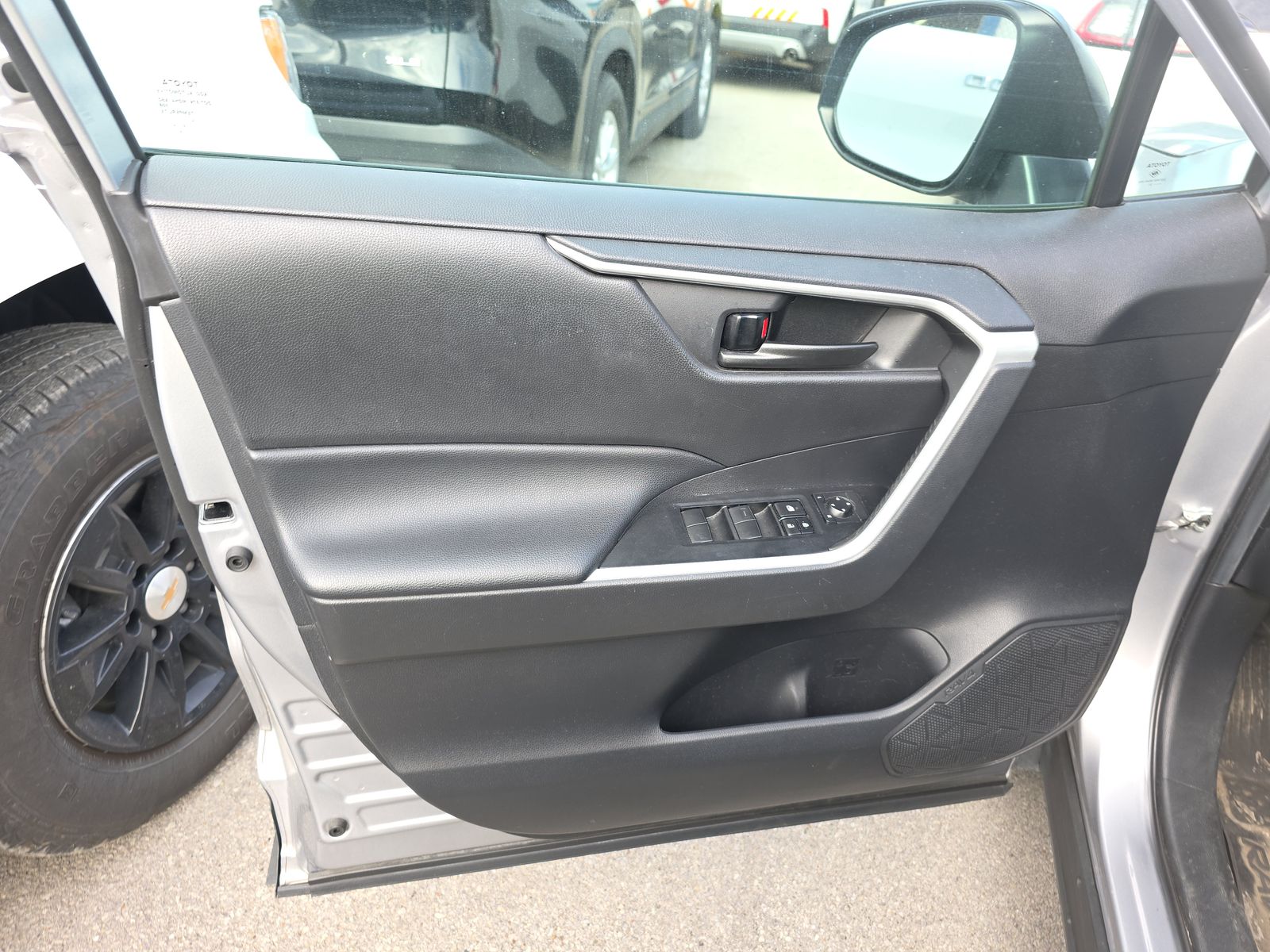 TOYOTA PRIUS - 10