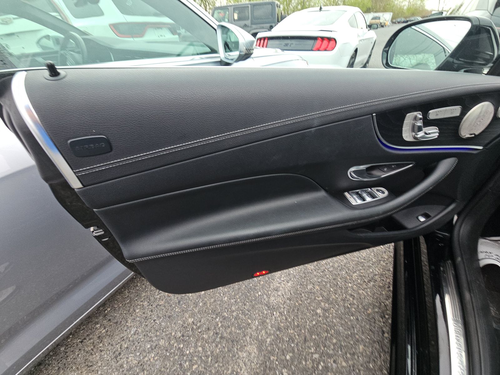 MERCEDES-BENZ E-CLASS - 10