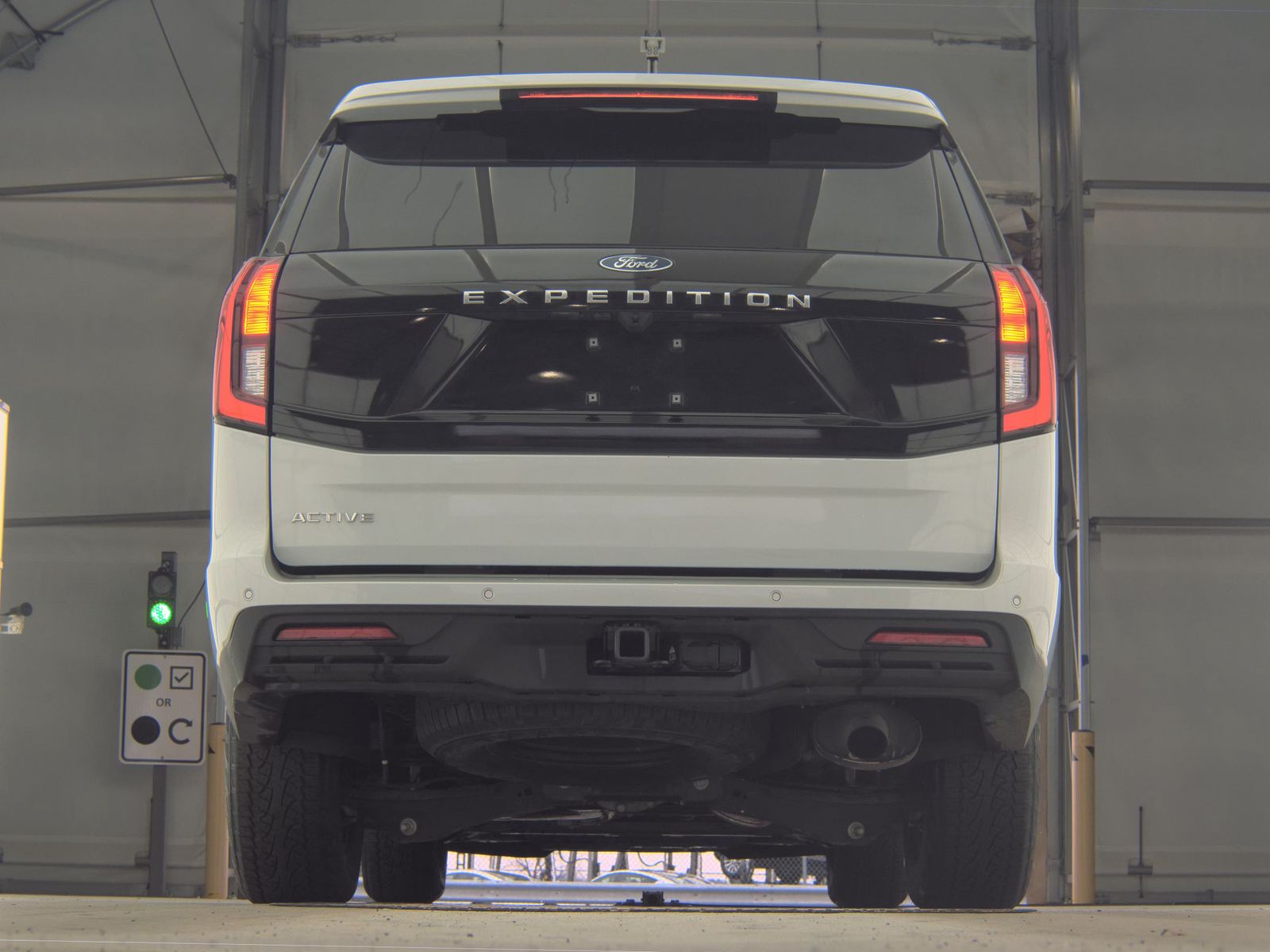 FORD EXPEDITION - 8