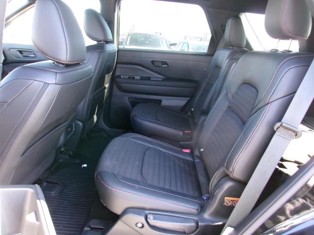 2025 Nissan Pathfinder Rock Creek AWD