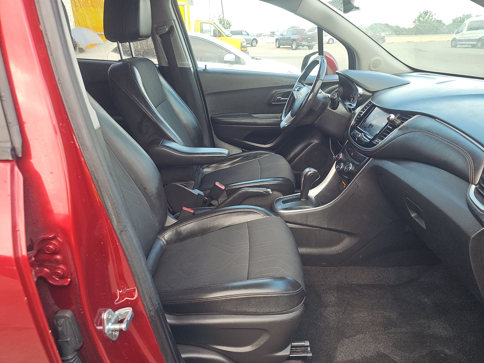 CHEVROLET TRAX - 9