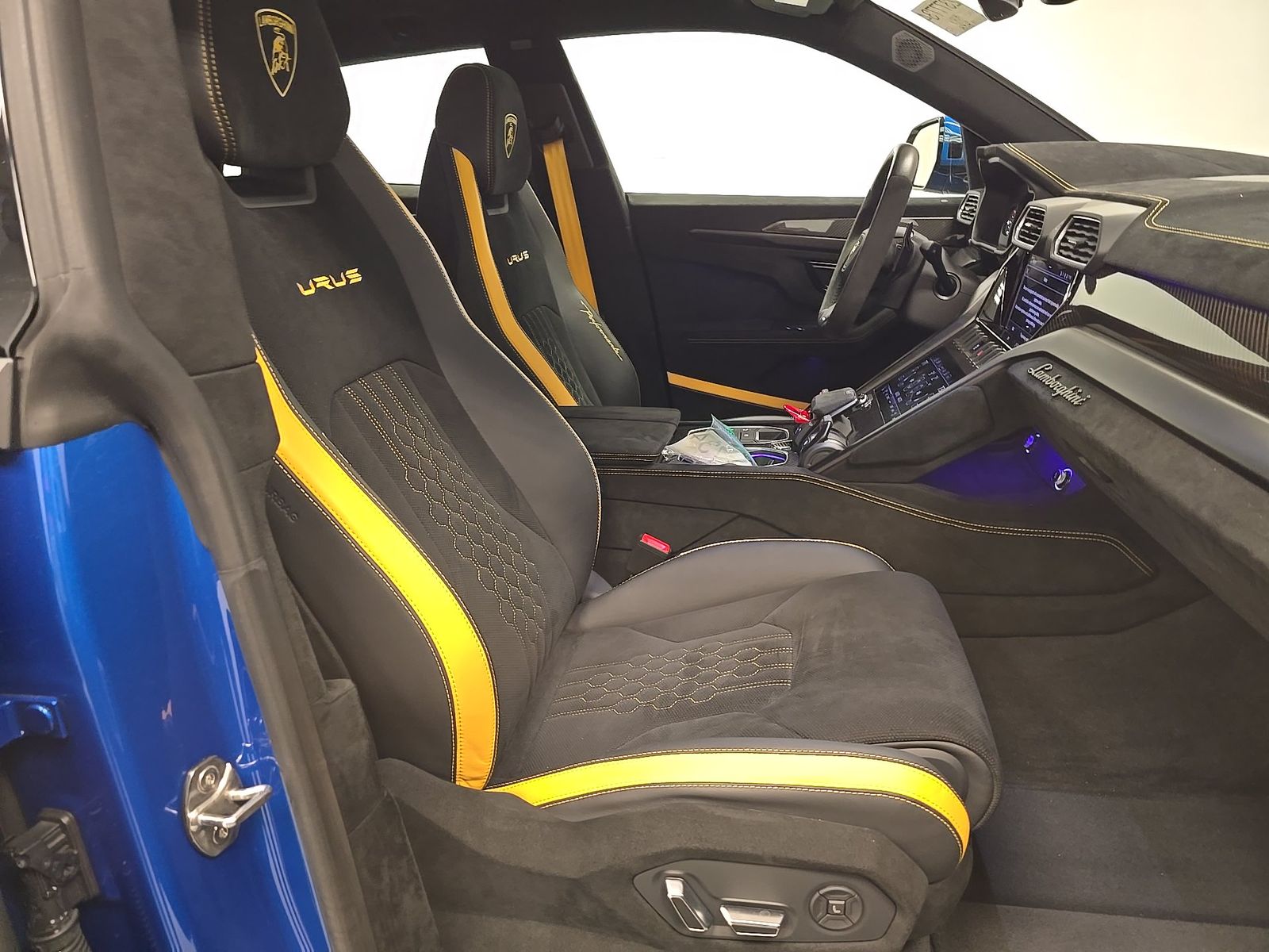 2024 Lamborghini Urus Performante AWD