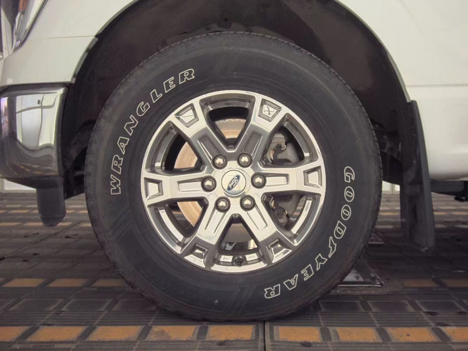FORD F-150 - 10