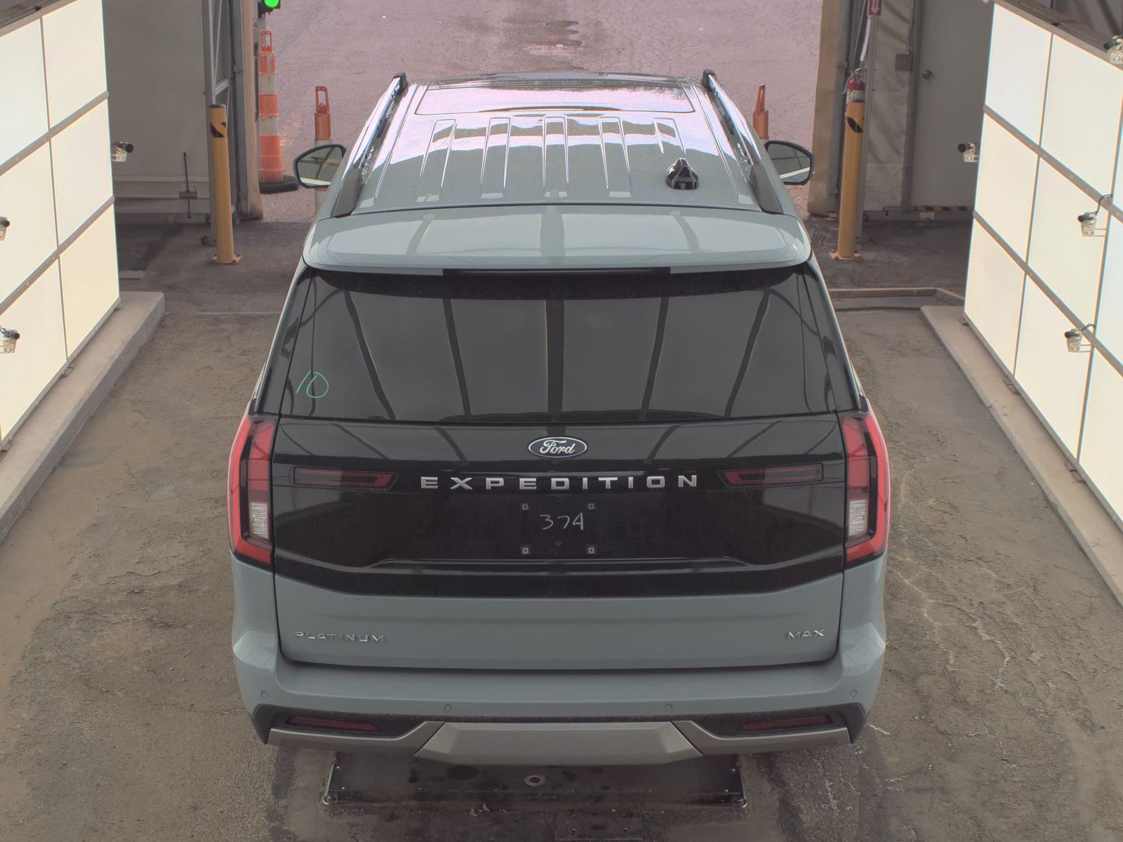 FORD EXPEDITION MAX - 7