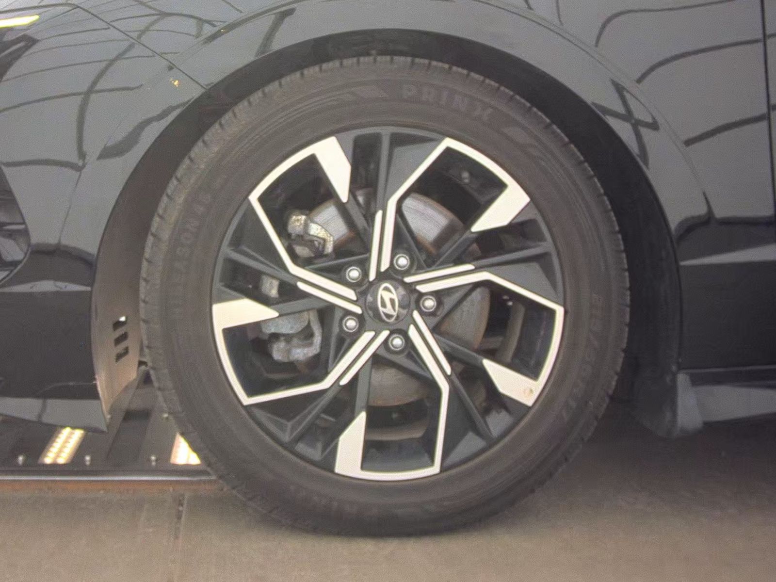 HYUNDAI SEL AWD - 10