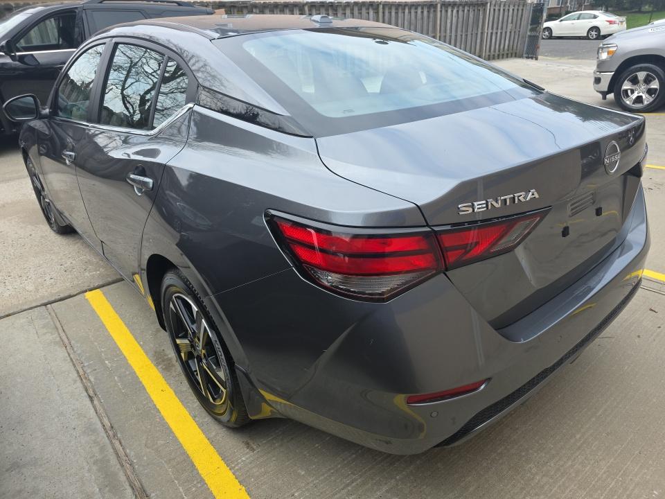 NISSAN SENTRA - 7