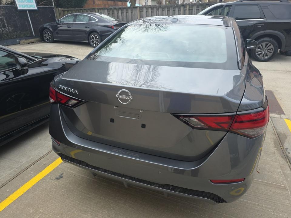 NISSAN SENTRA - 6