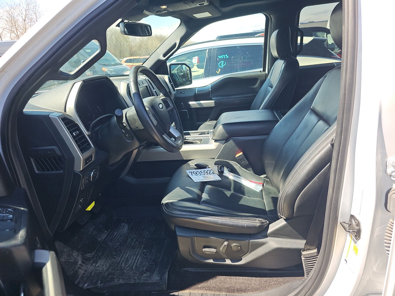 FORD F-150 - 8