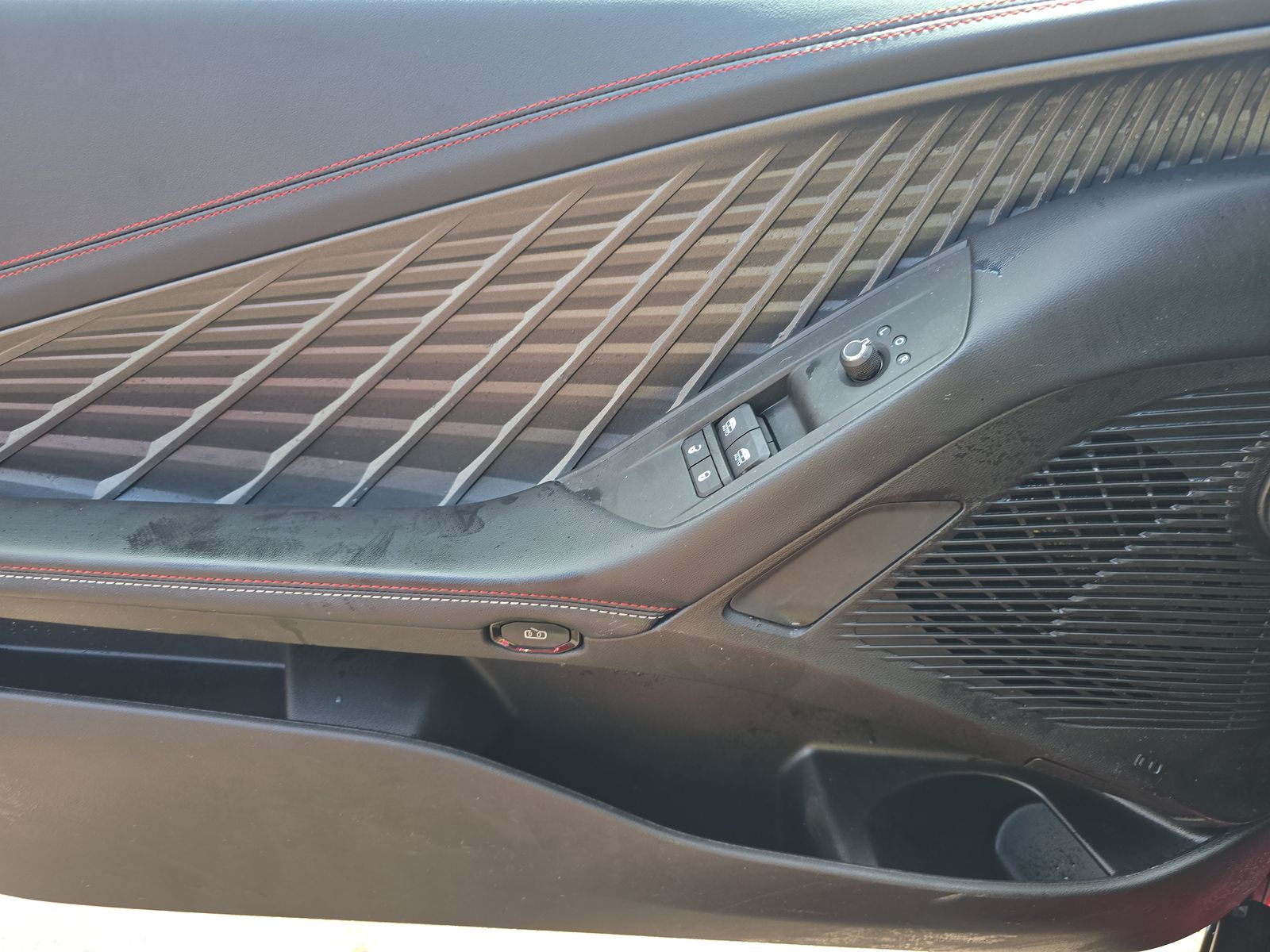 DODGE CHALLENGER - 4