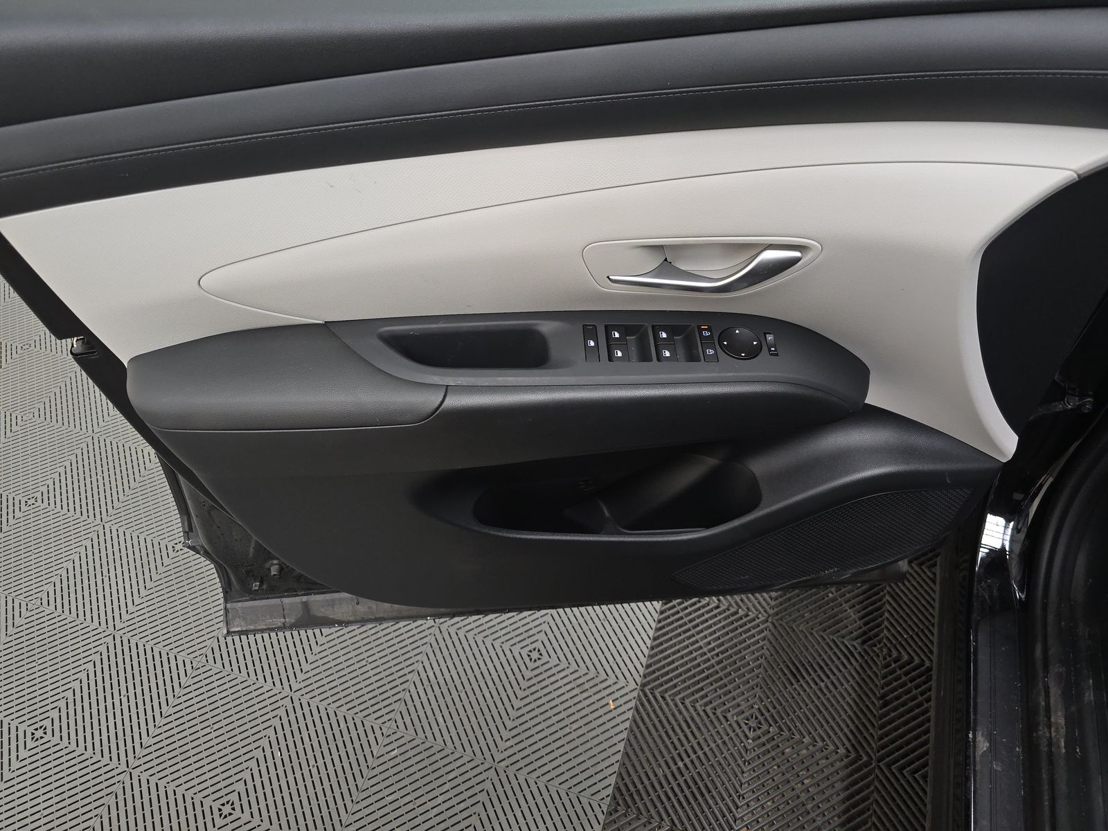 HYUNDAI UNKNOWN - 10