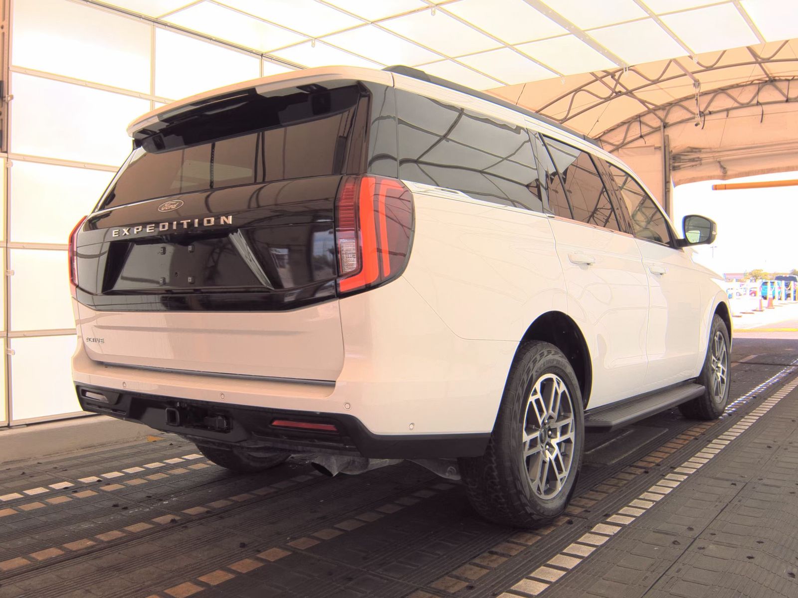 FORD EXPEDITION - 6