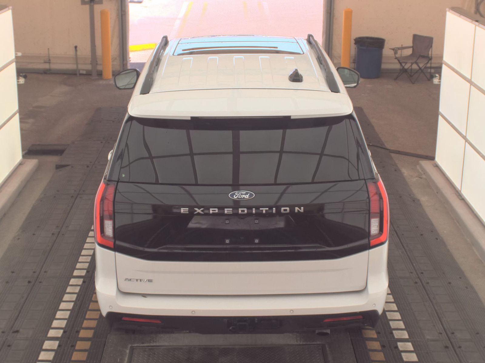 FORD EXPEDITION - 7