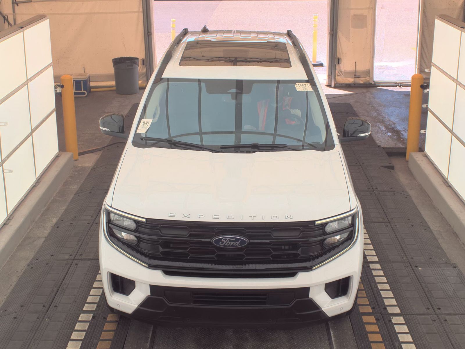 FORD EXPEDITION - 3