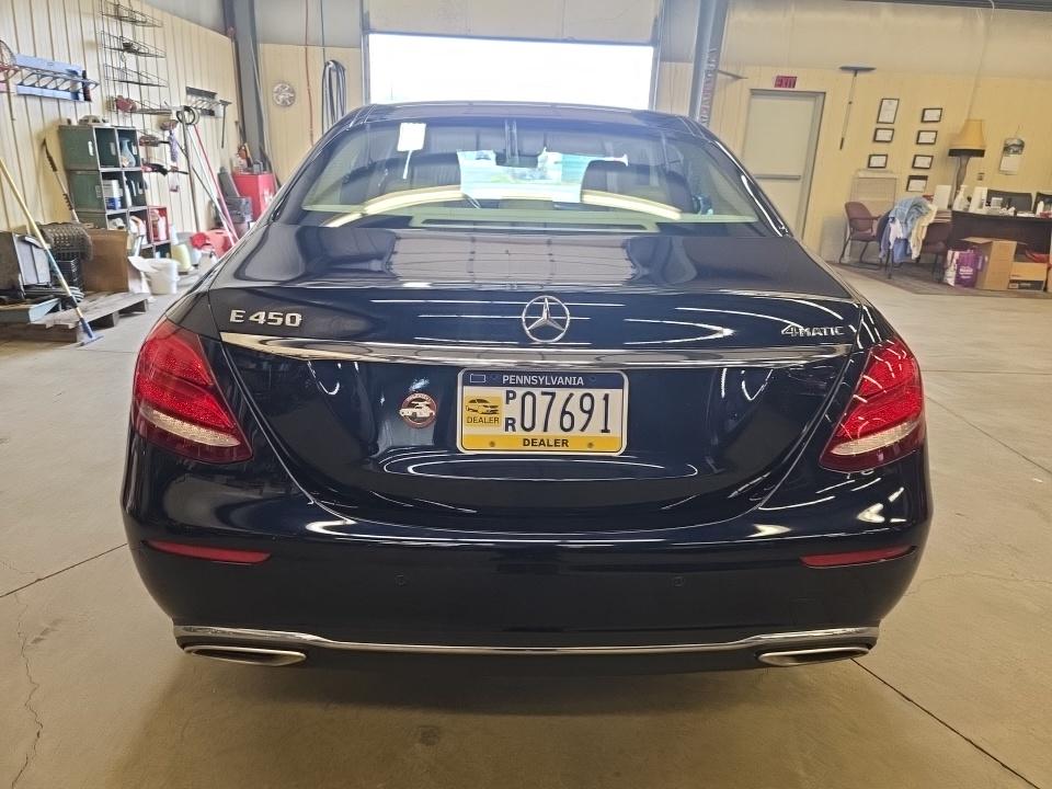 MERCEDES-BENZ E-CLASS - 6