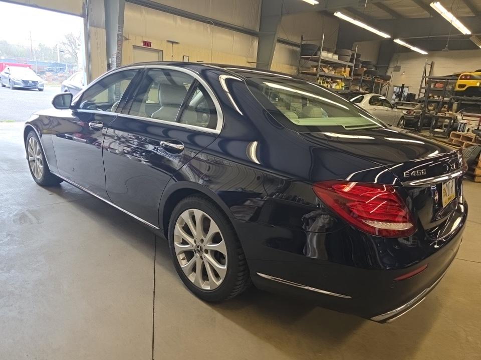 MERCEDES-BENZ E-CLASS - 7