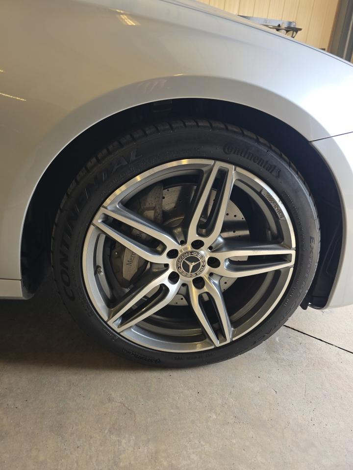 MERCEDES-BENZ E-CLASS - 10