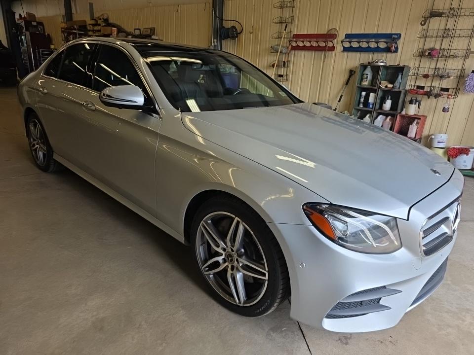 MERCEDES-BENZ E-CLASS - 4