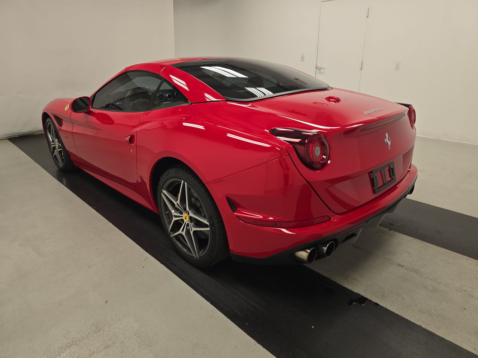 2016 Ferrari California T RWD