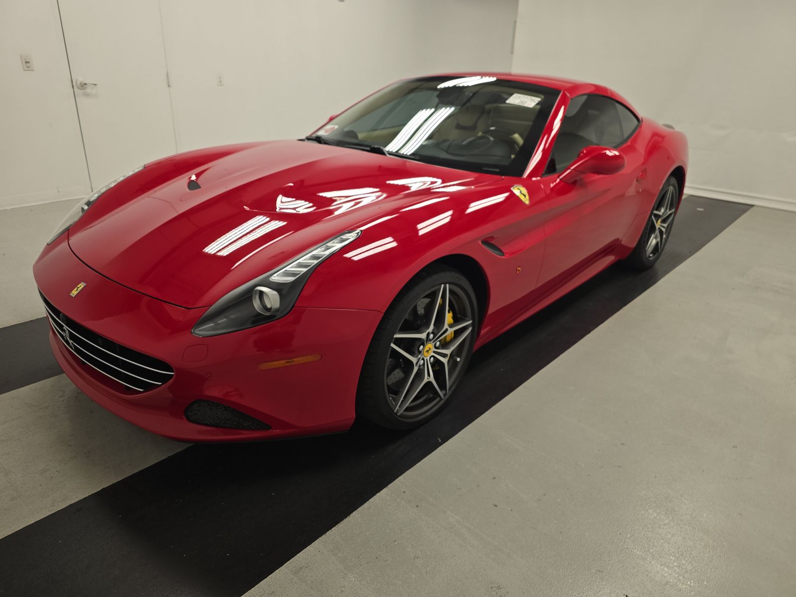 2016 Ferrari California T RWD