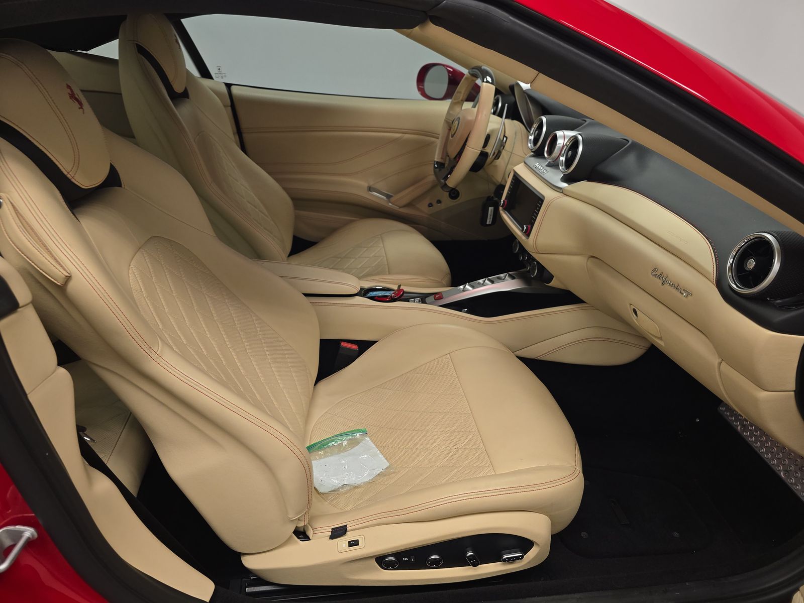 2016 Ferrari California T RWD