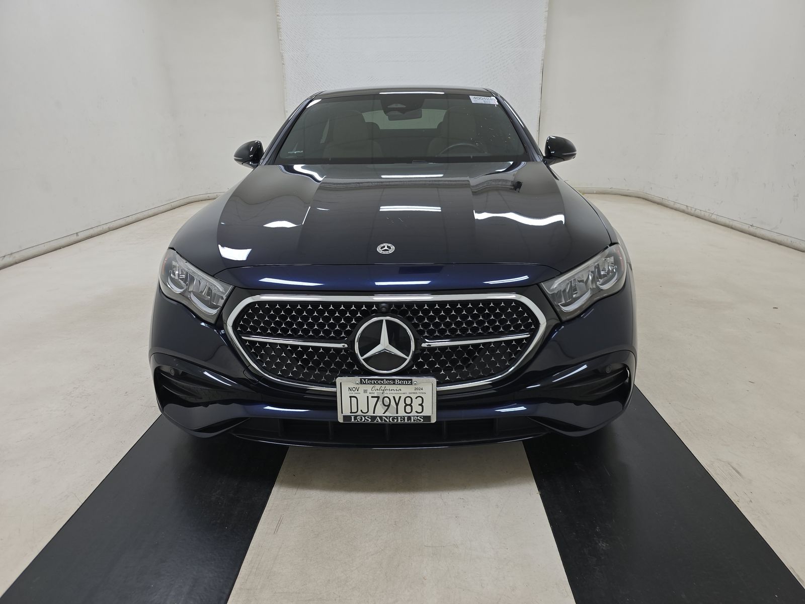 MERCEDES-BENZ E-CLASS - 3