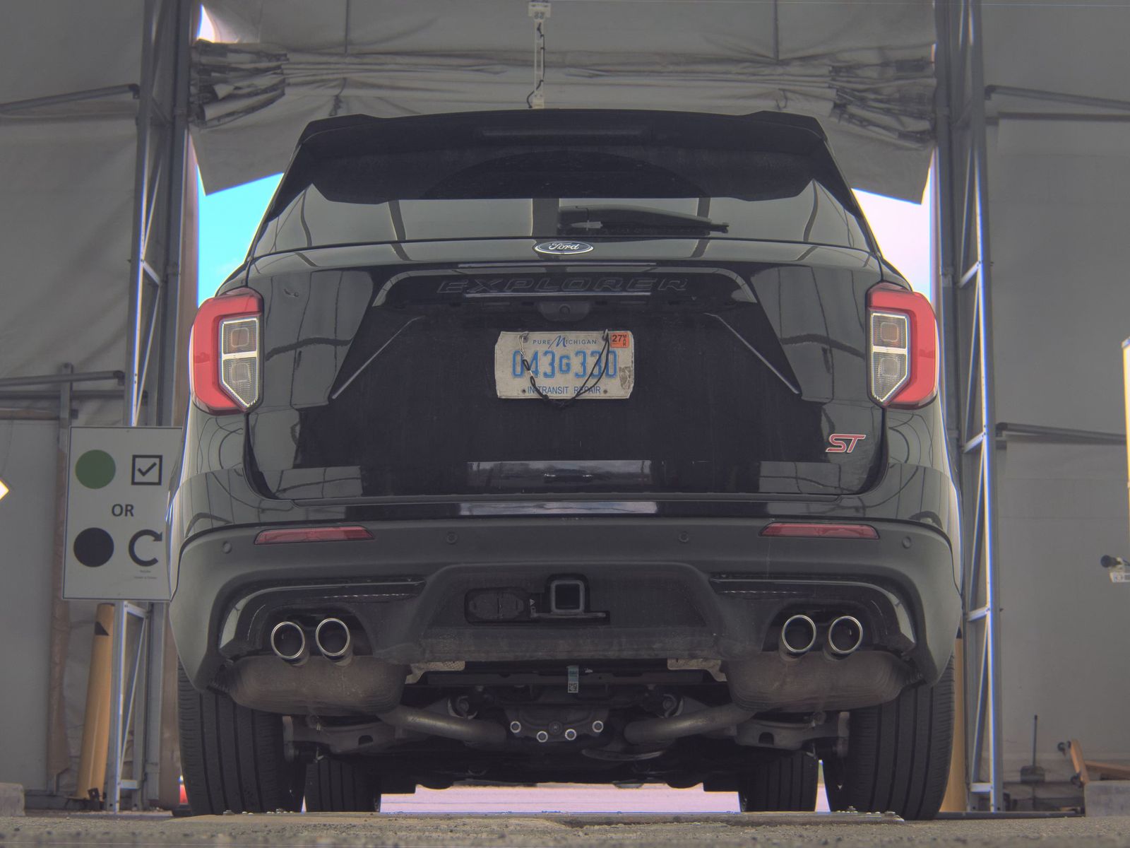 FORD EXPLORER - 8