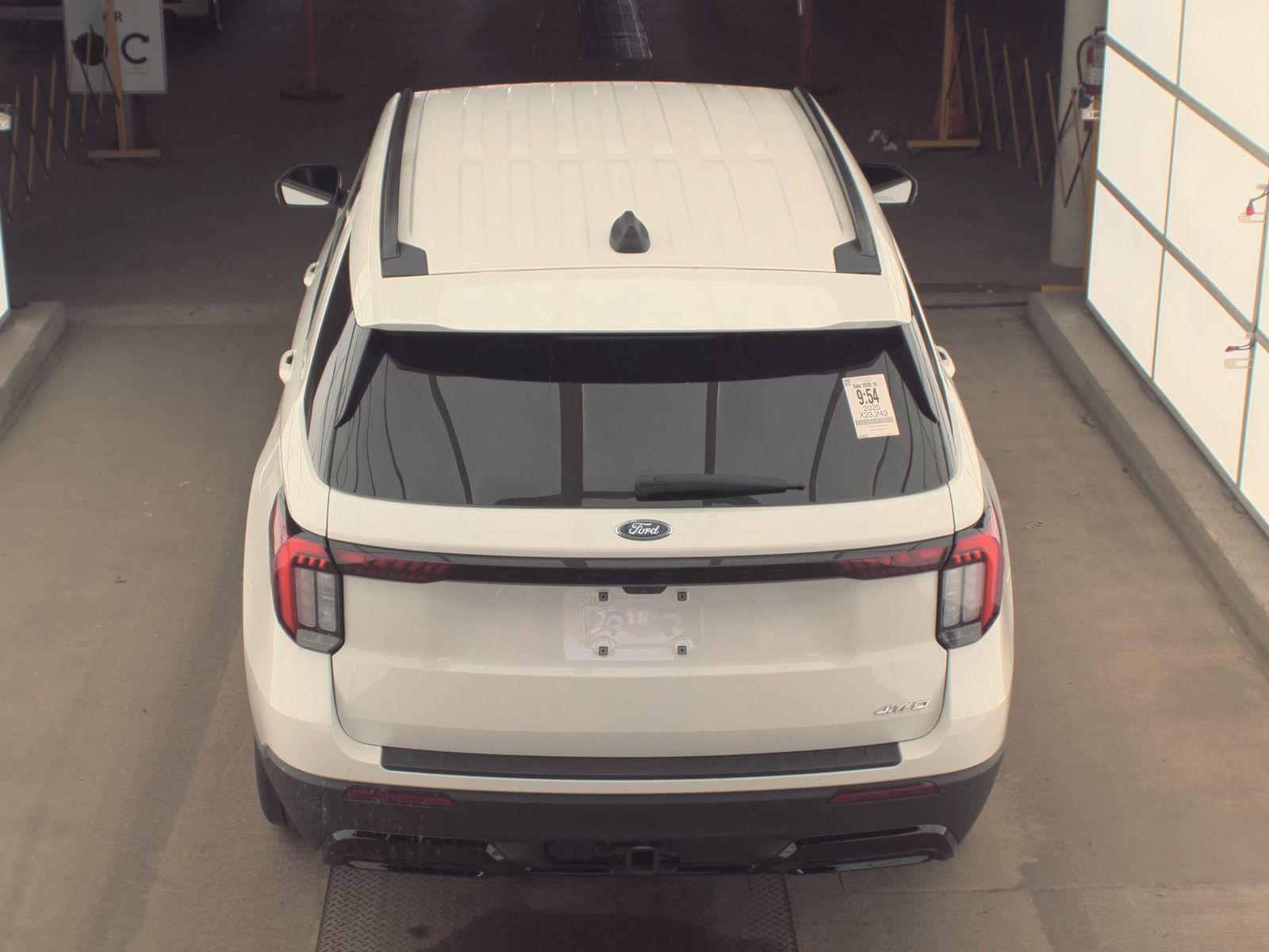 FORD EXPLORER - 7