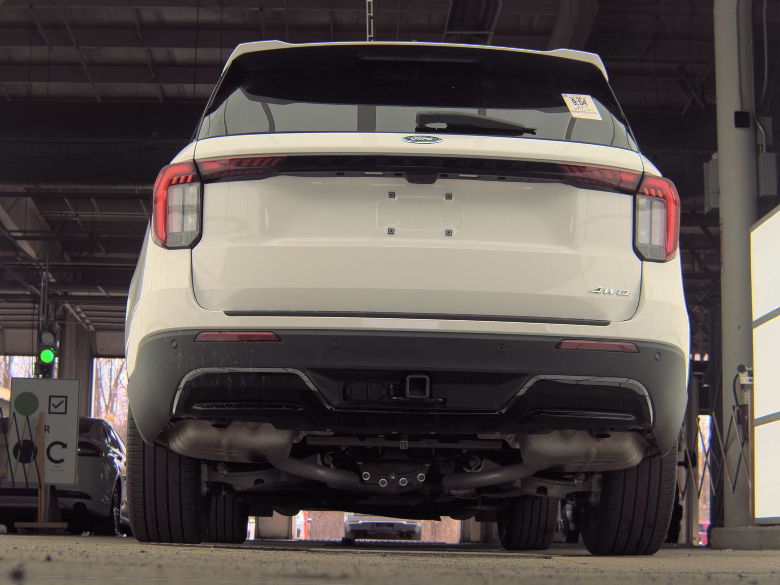FORD EXPLORER - 8