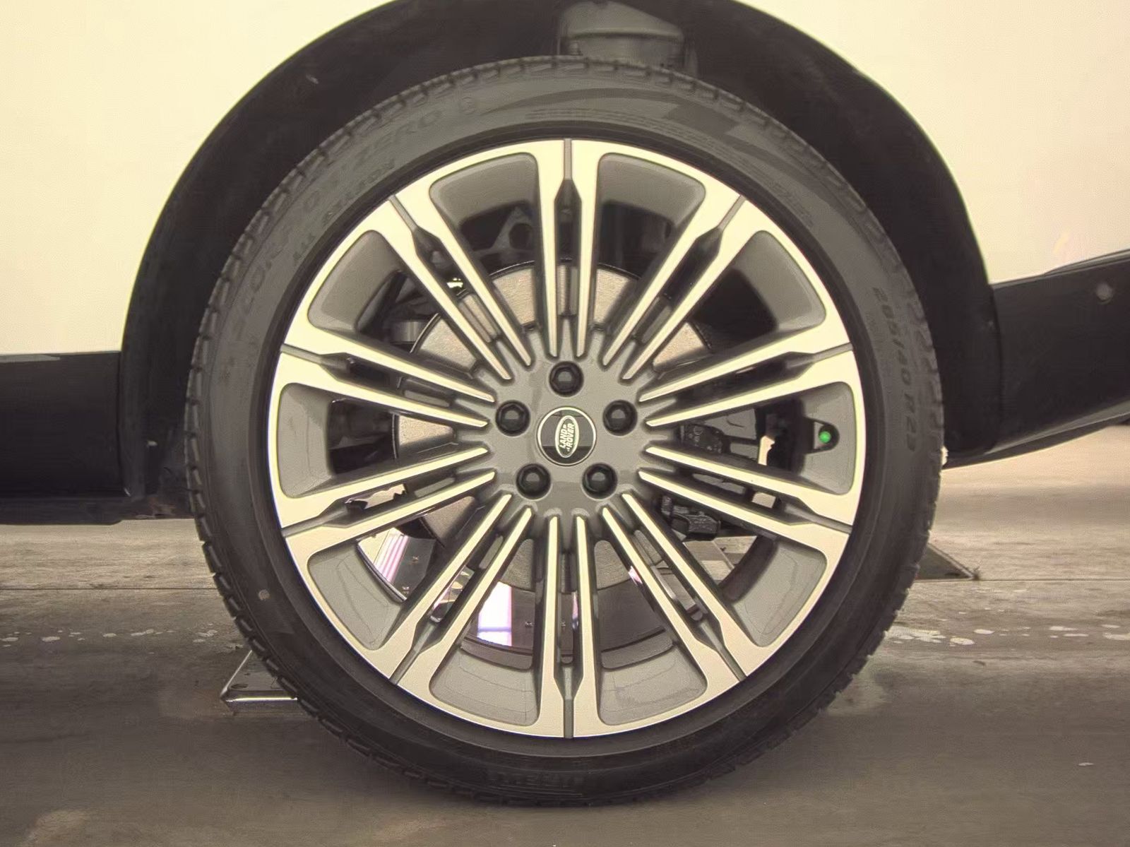 2024 Land Rover Range Rover Autobiography LWB AWD