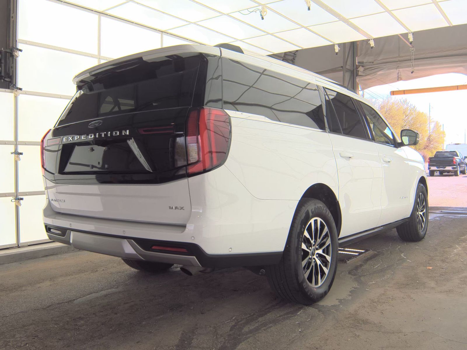 FORD EXPEDITION MAX - 6