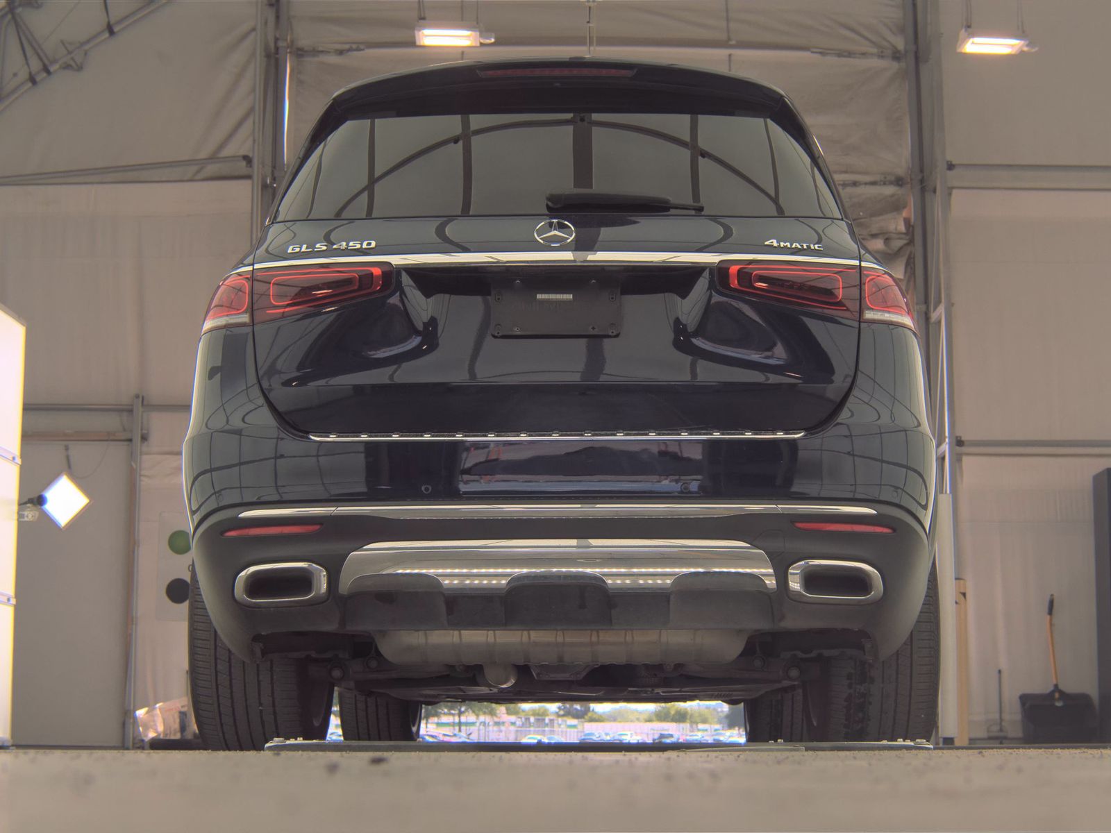 MERCEDES-BENZ GLS - 8