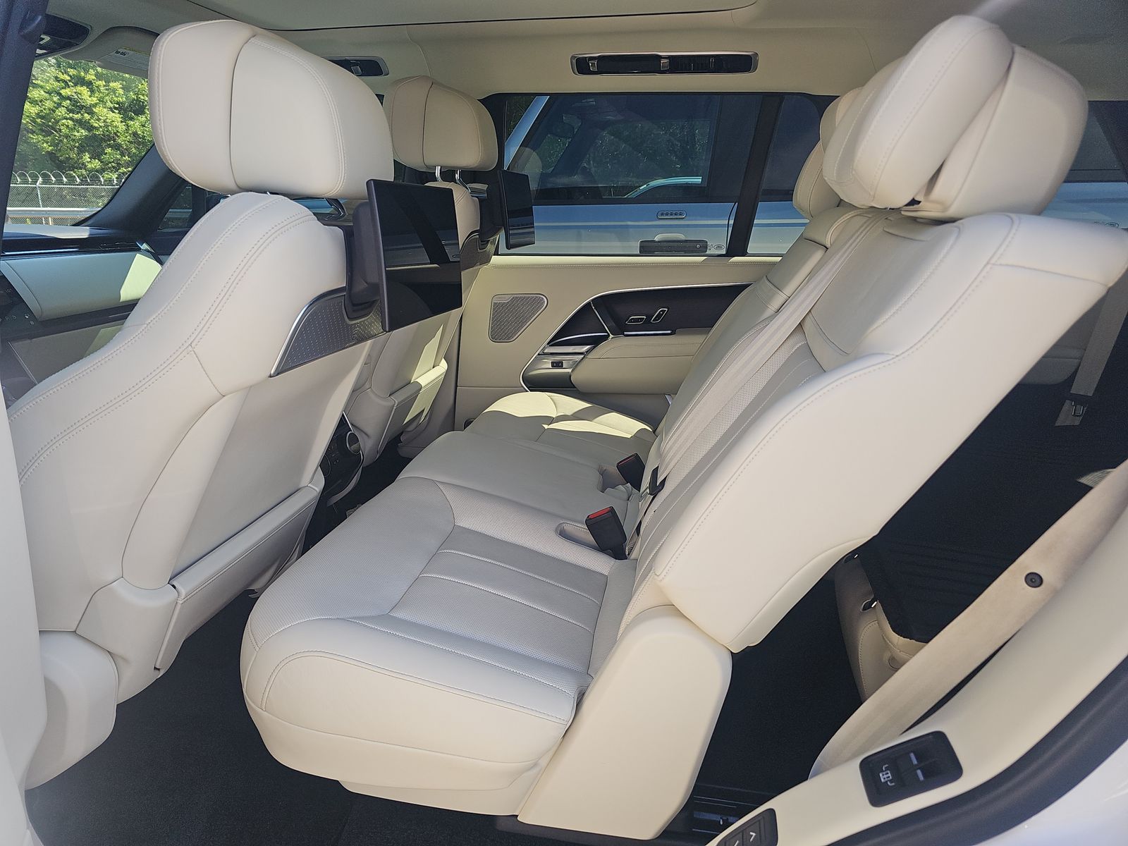 2024 Land Rover Range Rover Autobiography LWB AWD