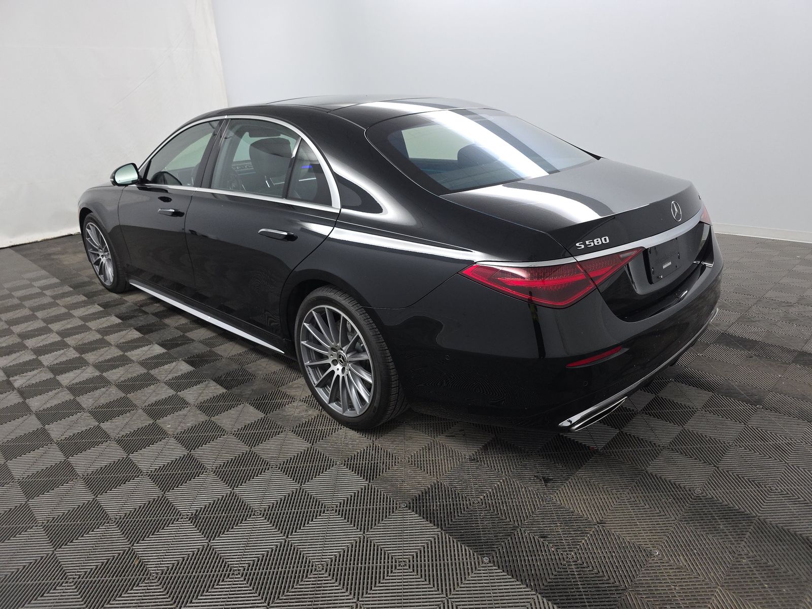 MERCEDES-BENZ S-CLASS - 7