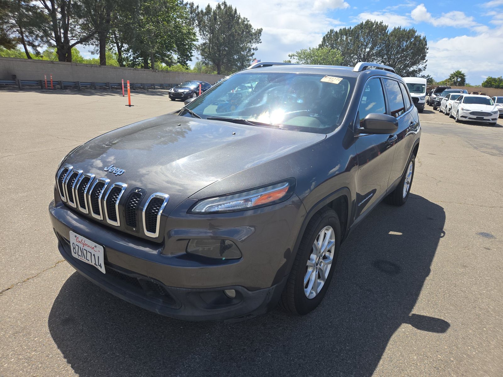 JEEP LATITUDE - 1