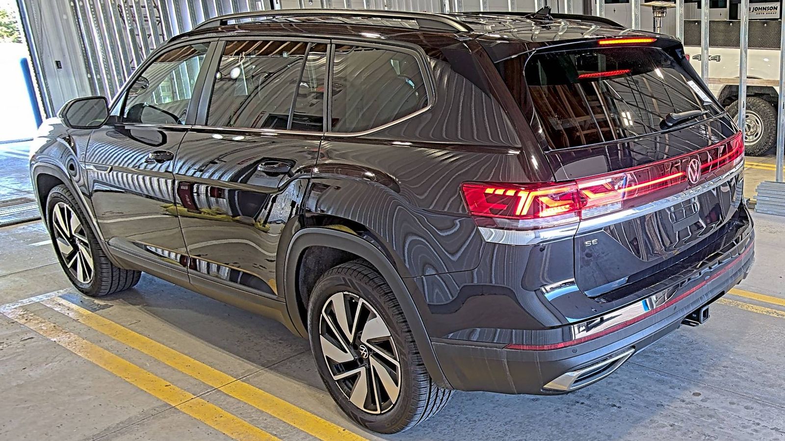 2024 Volkswagen Atlas 2.0T SE AWD
