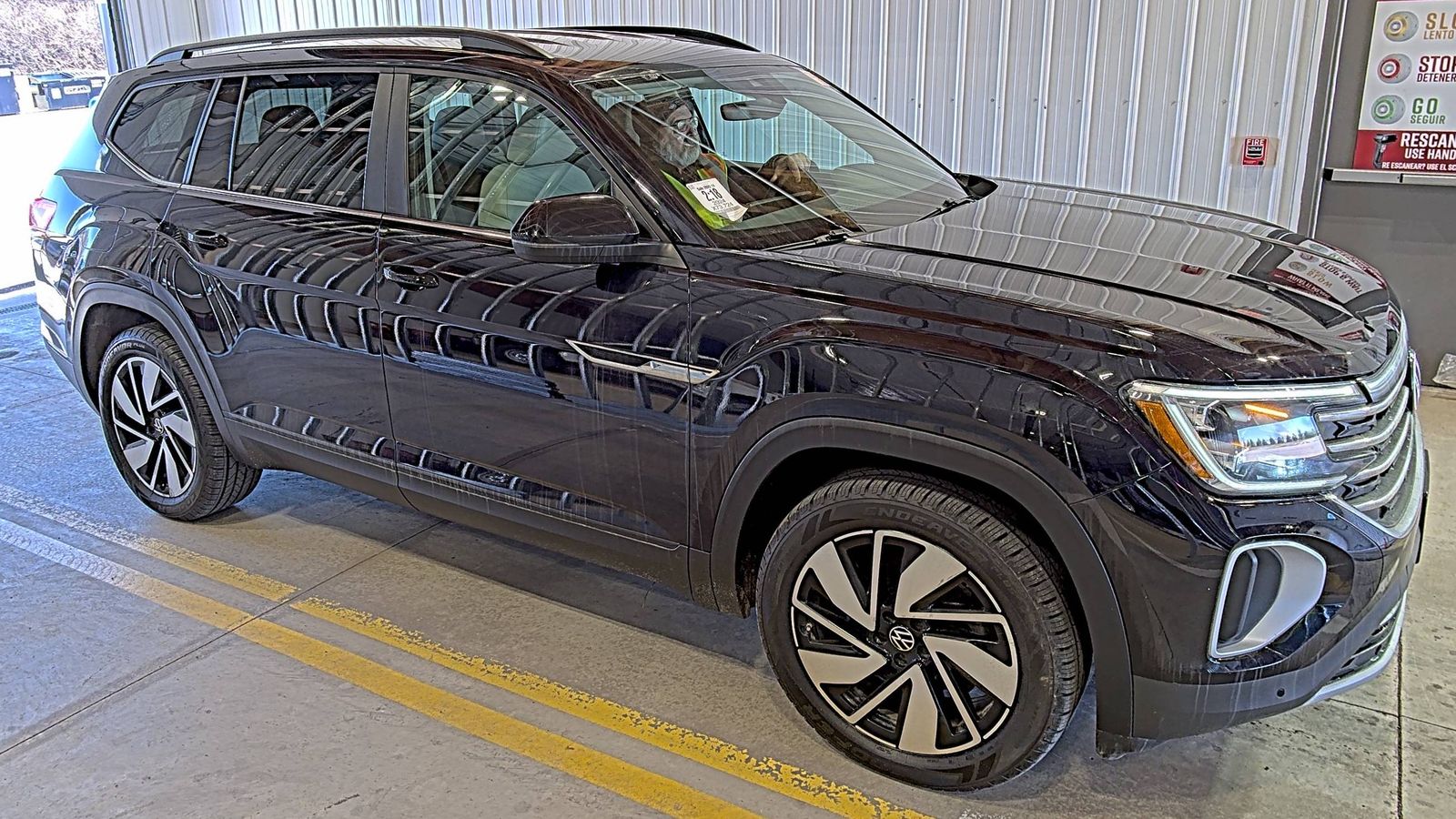 2024 Volkswagen Atlas 2.0T SE AWD