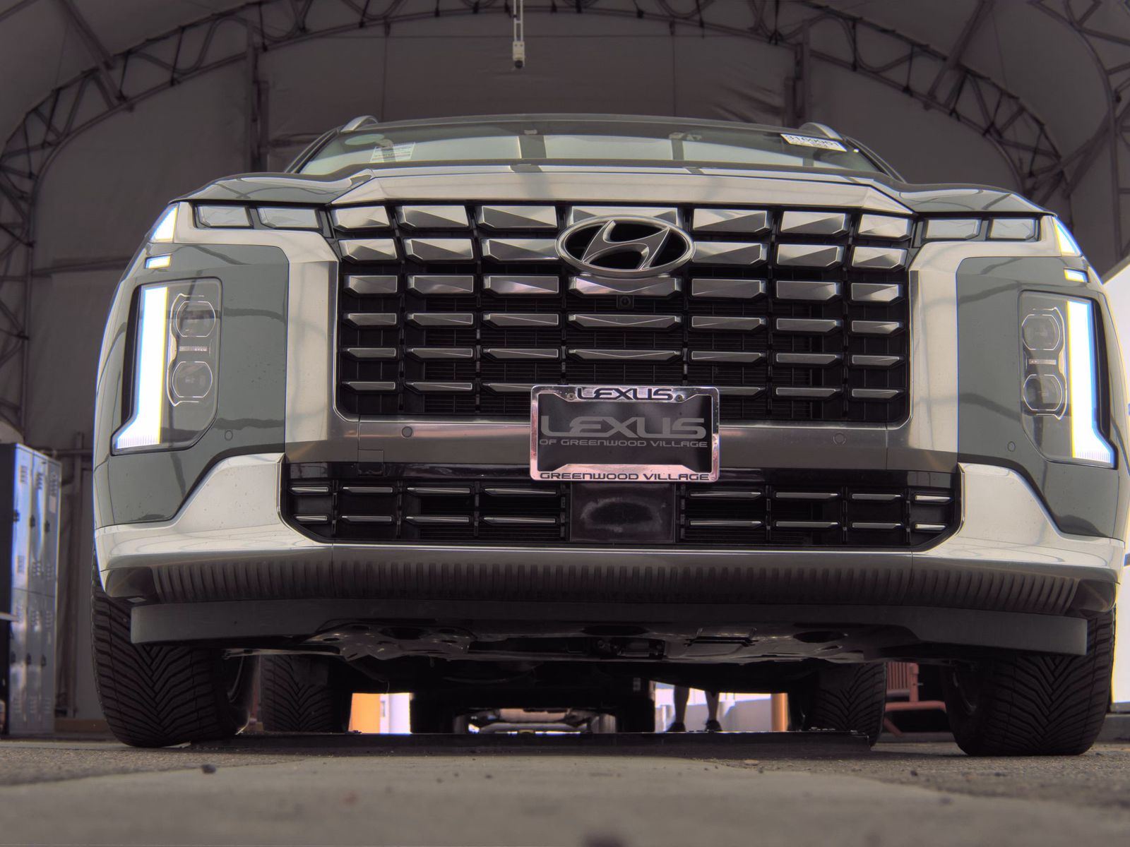 HYUNDAI CALLIGRAPH - 4