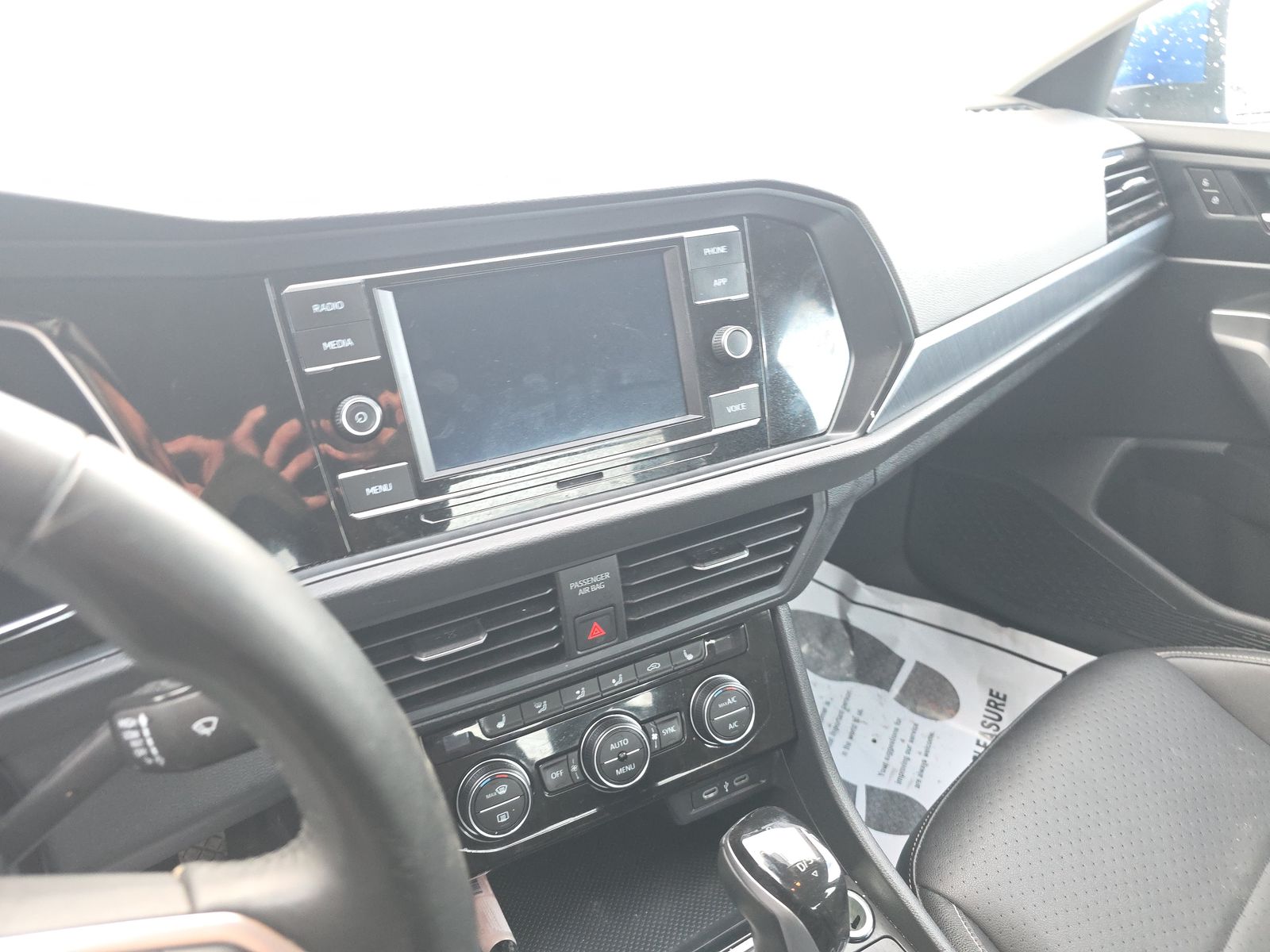 2024 Volkswagen Jetta 1.5T SE FWD