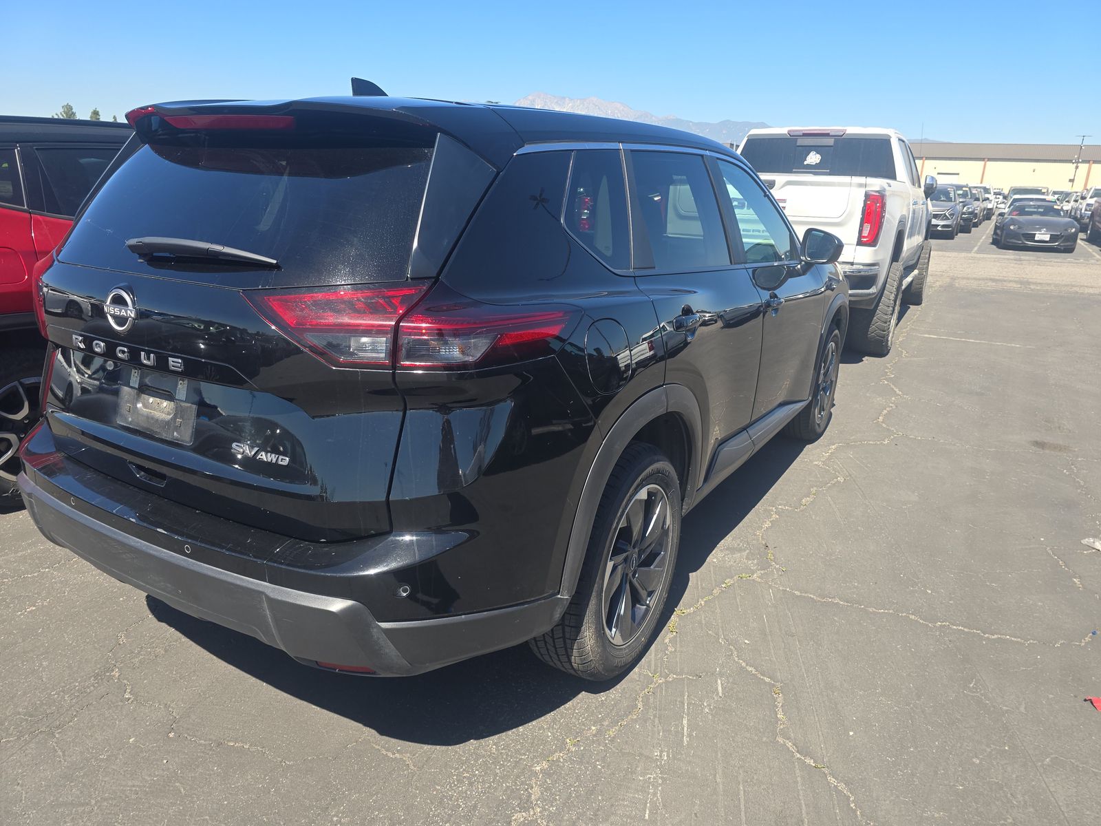 2024 Nissan Rogue SV AWD