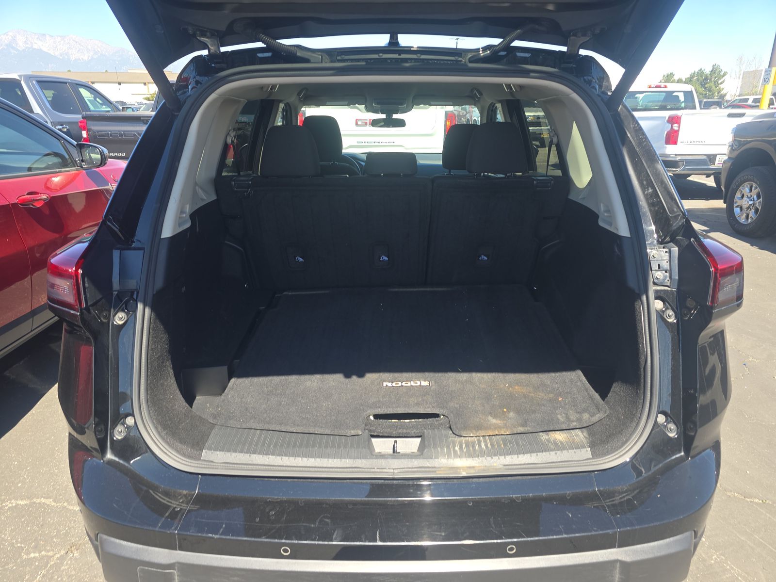 2024 Nissan Rogue SV AWD