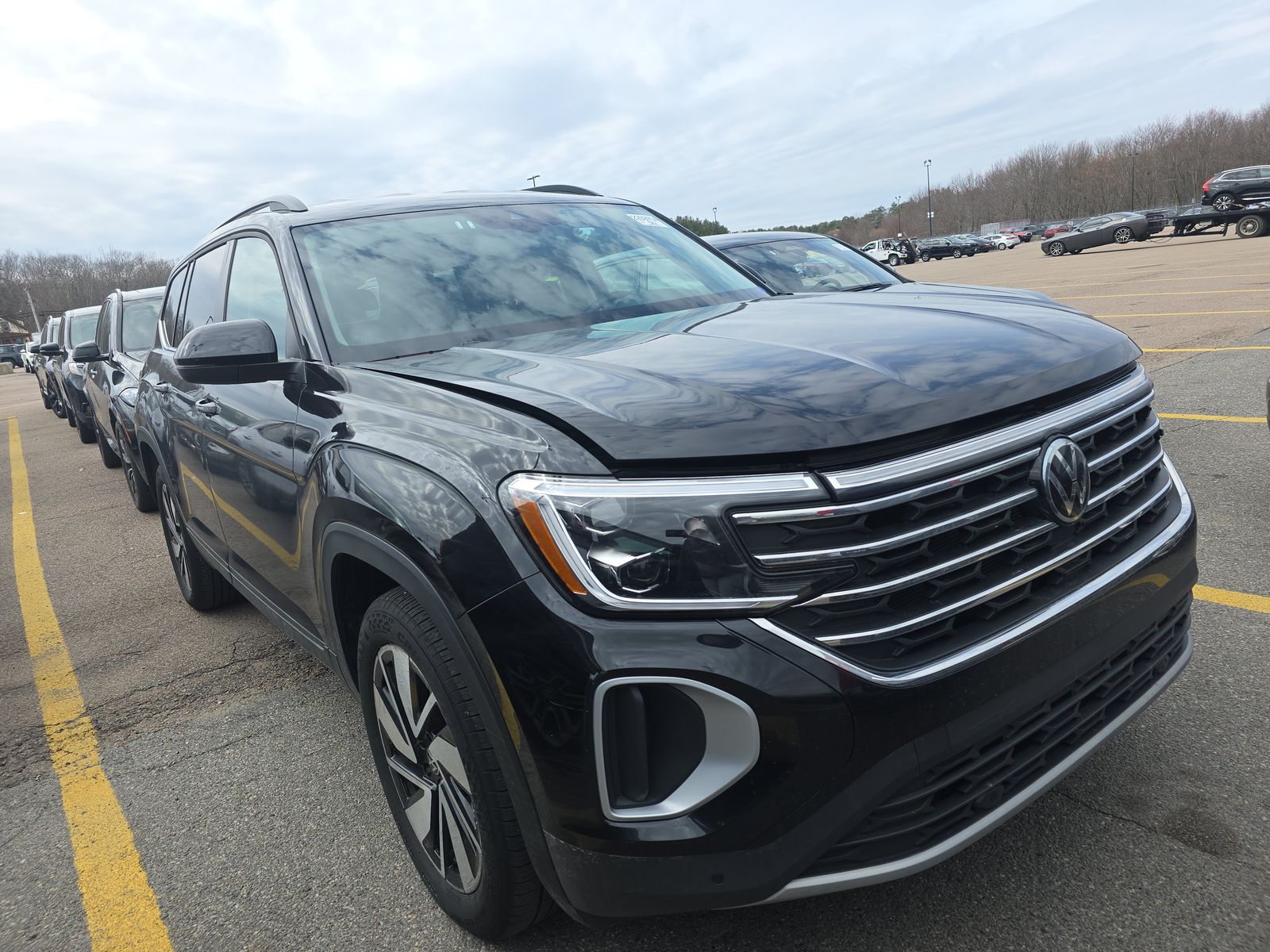 2025 Volkswagen Atlas 2.0T SE AWD