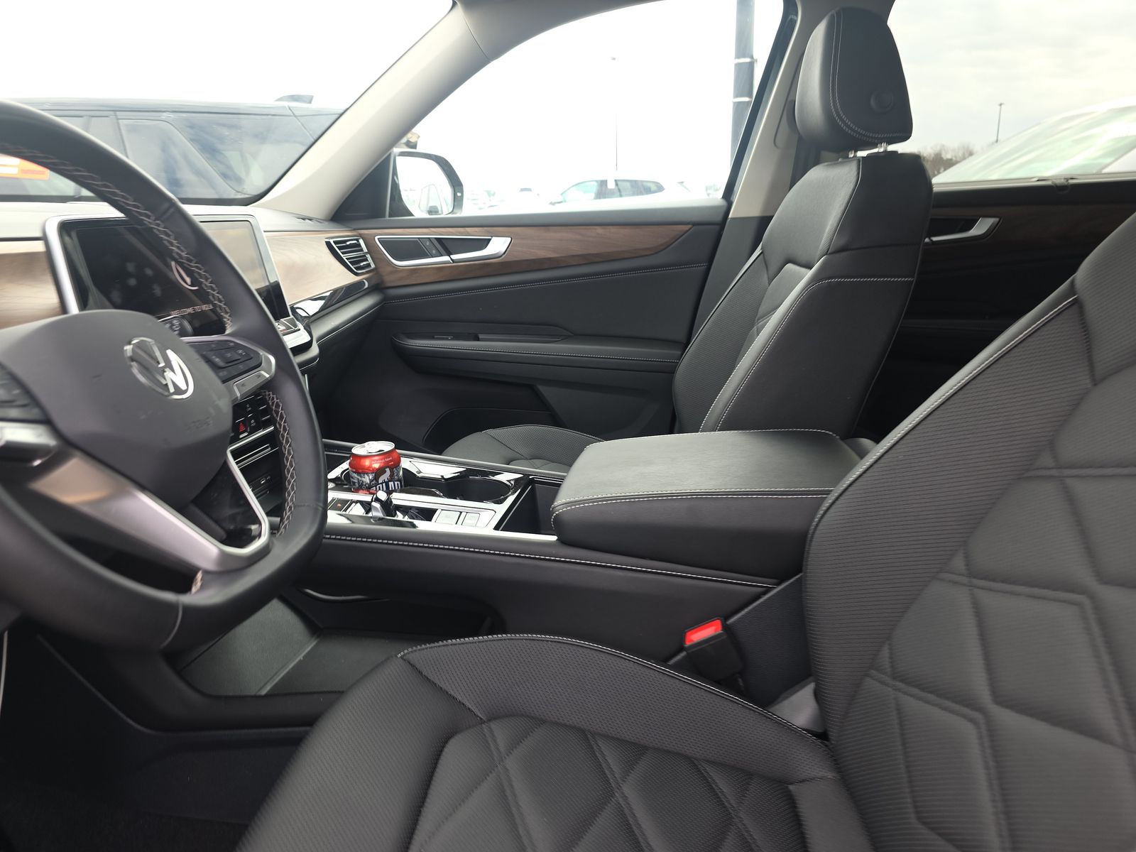 2025 Volkswagen Atlas 2.0T SE AWD