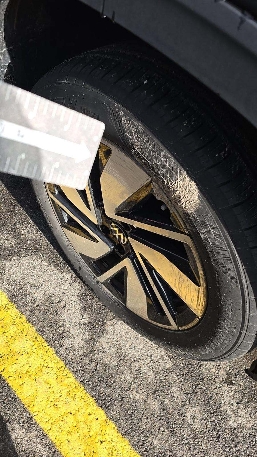 2025 Volkswagen Atlas 2.0T SE AWD