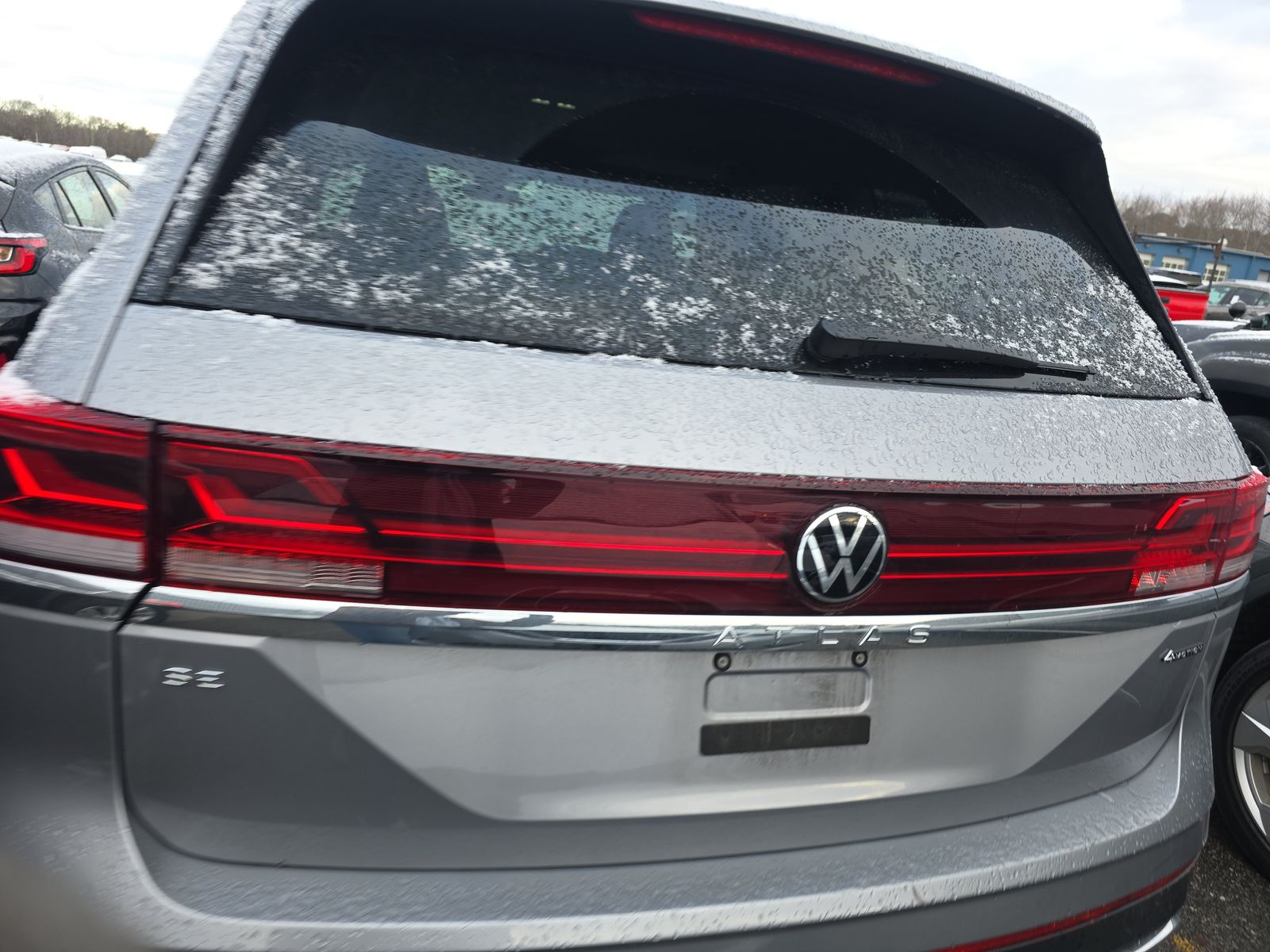 2025 Volkswagen Atlas 2.0T SE AWD