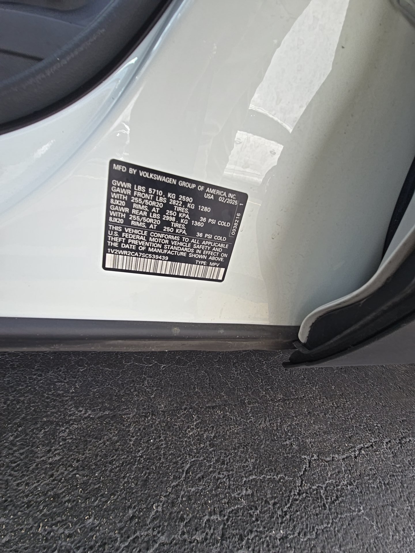 2025 Volkswagen Atlas 2.0T SE FWD