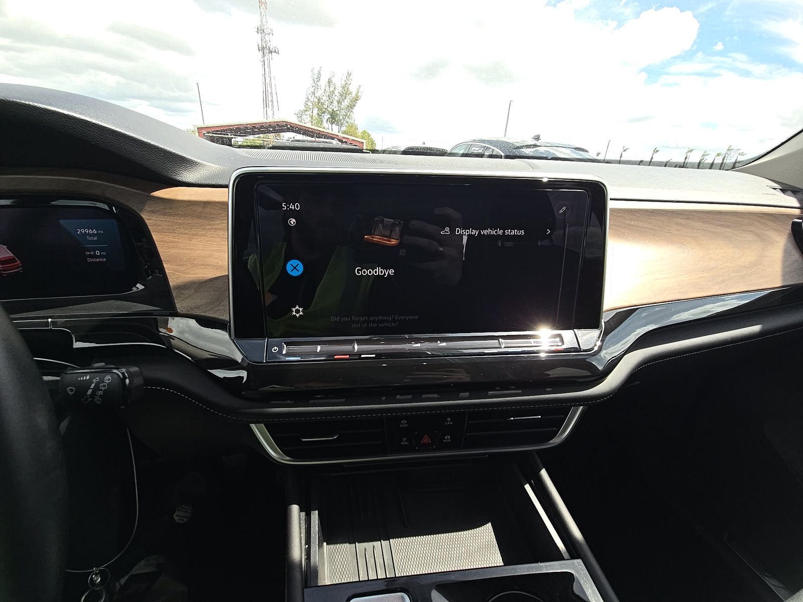 2025 Volkswagen Atlas 2.0T SE FWD