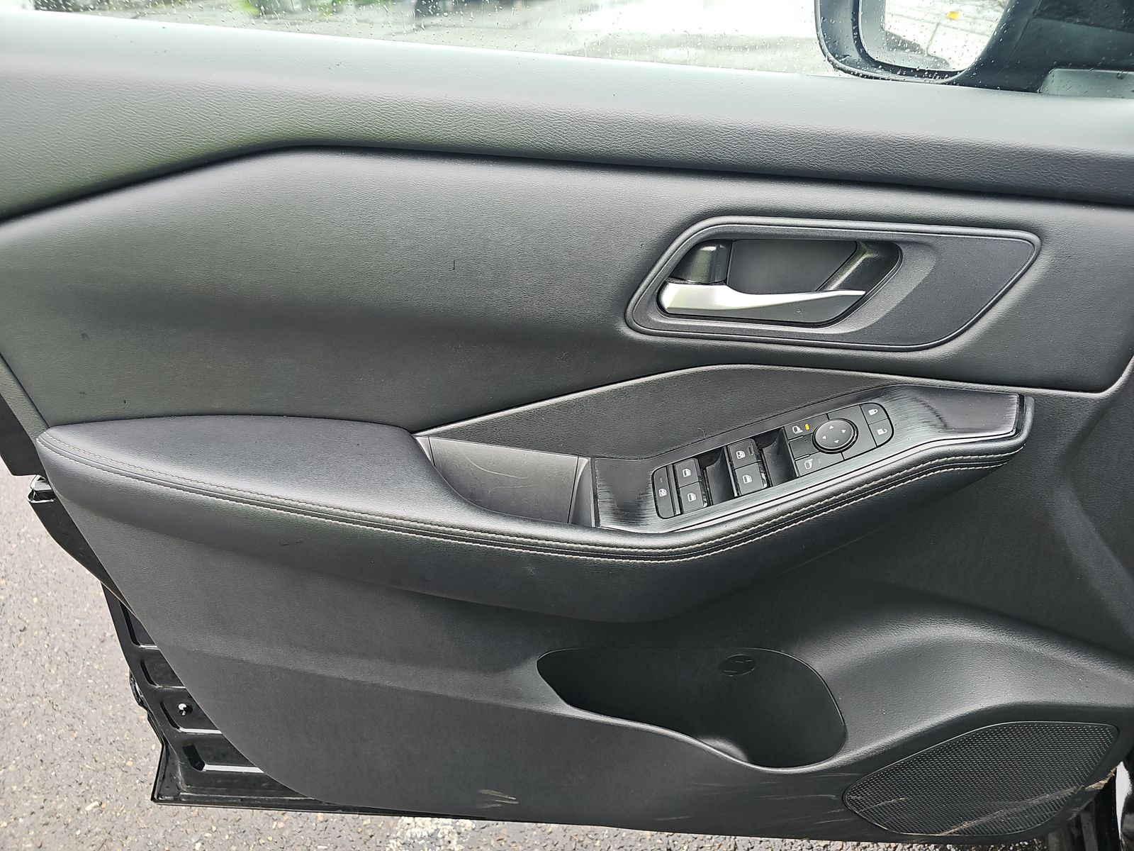 2024 Nissan Rogue SV FWD