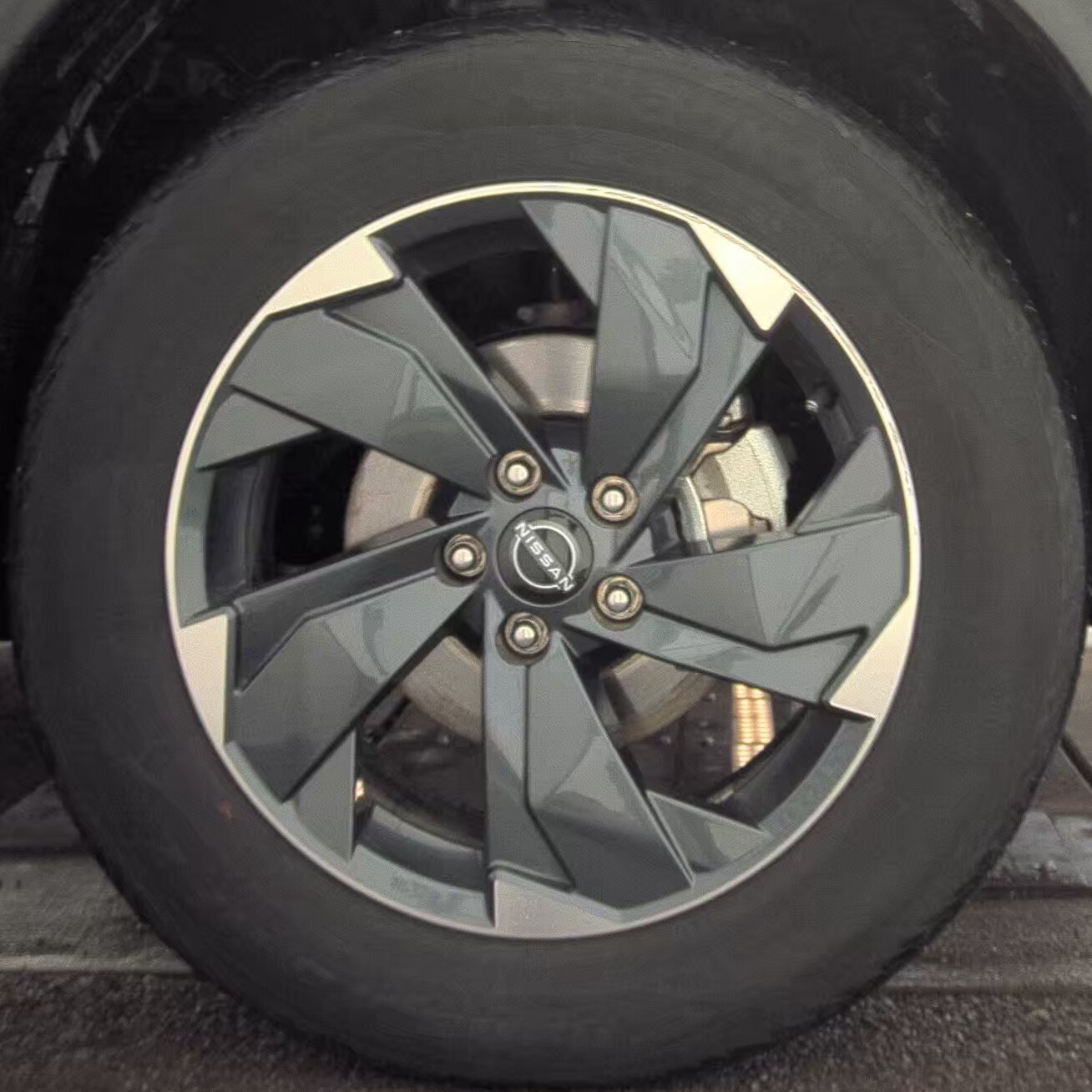 2024 Nissan Rogue SV AWD