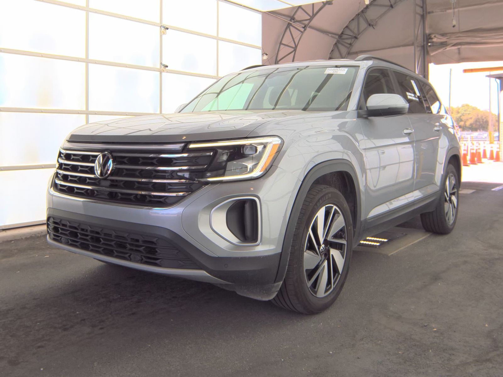 2024 Volkswagen Atlas 2.0T SE FWD